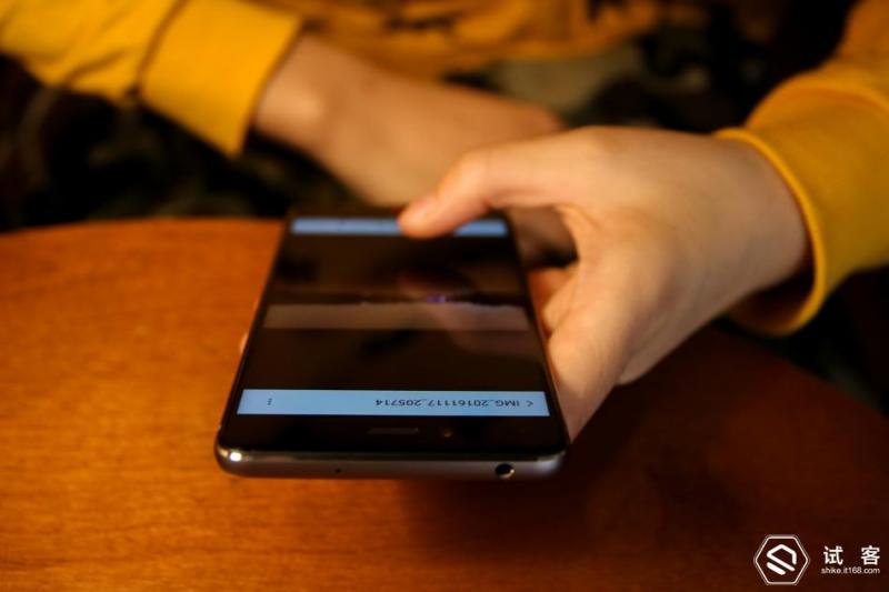 努比亚z11minis换电池,努比亚z11mini