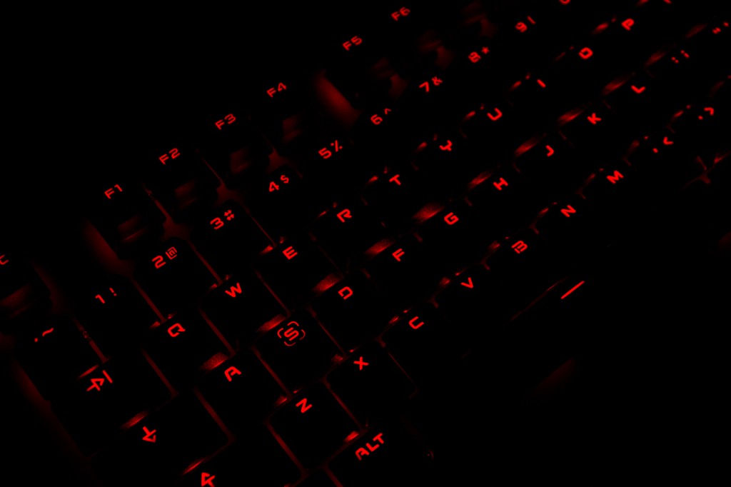 原来Cherry轴键盘也不贵，富勒G87上手体验