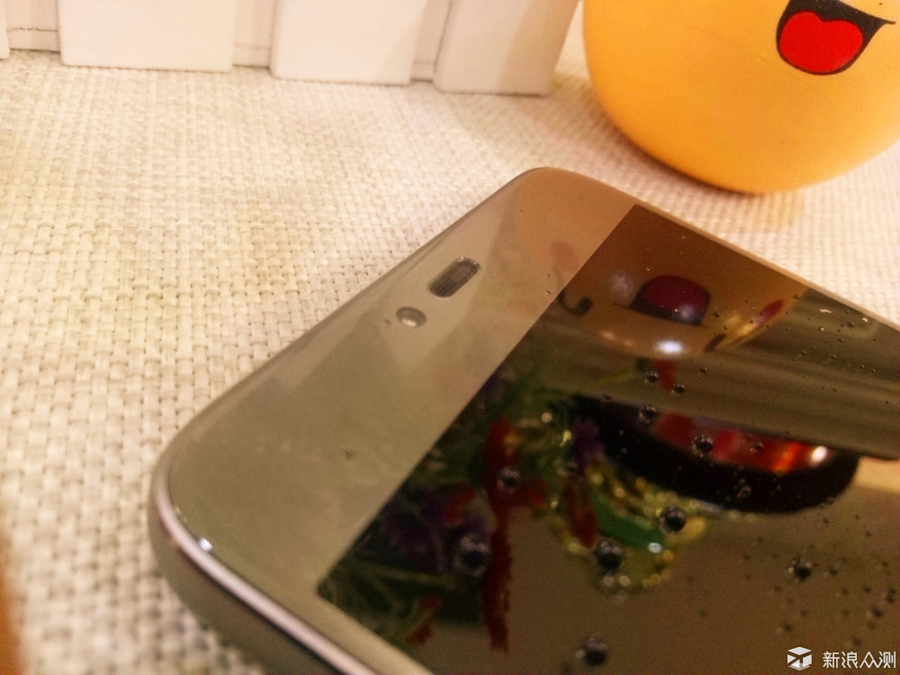 锤子m1是双扬声器吗,锤子m1刚出时多少钱