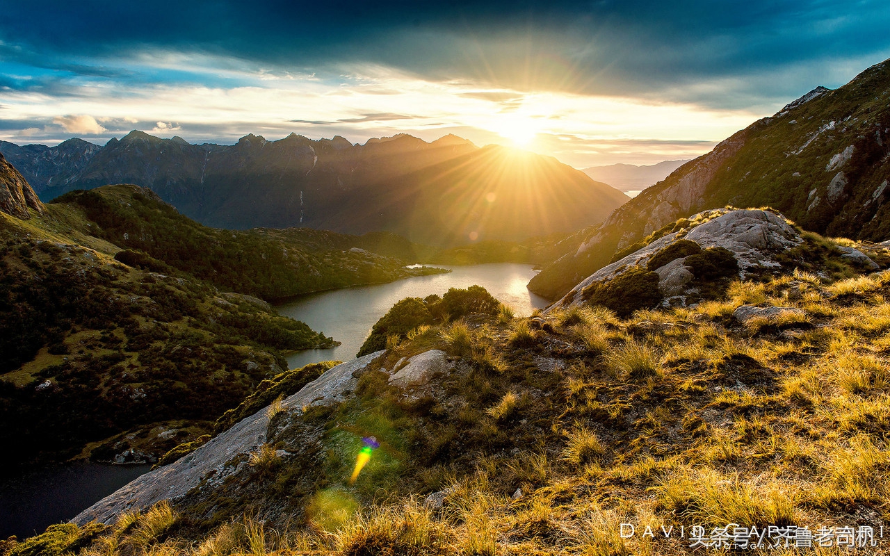 车载导航画面反应迟钝是怎么回事,车载导航刚开机时屏幕不清楚