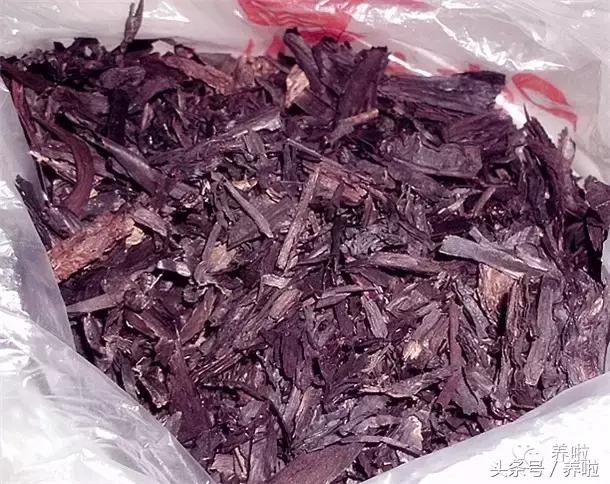 宝宝脖子淹了破皮红了怎么办,新生儿脖子淹了破皮用氧化锌软膏