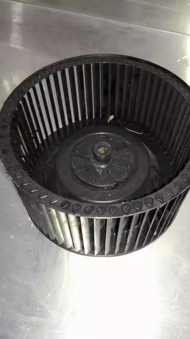 厨房油烟机去油污最快方法,快速去油污厨房油烟机清洗剂