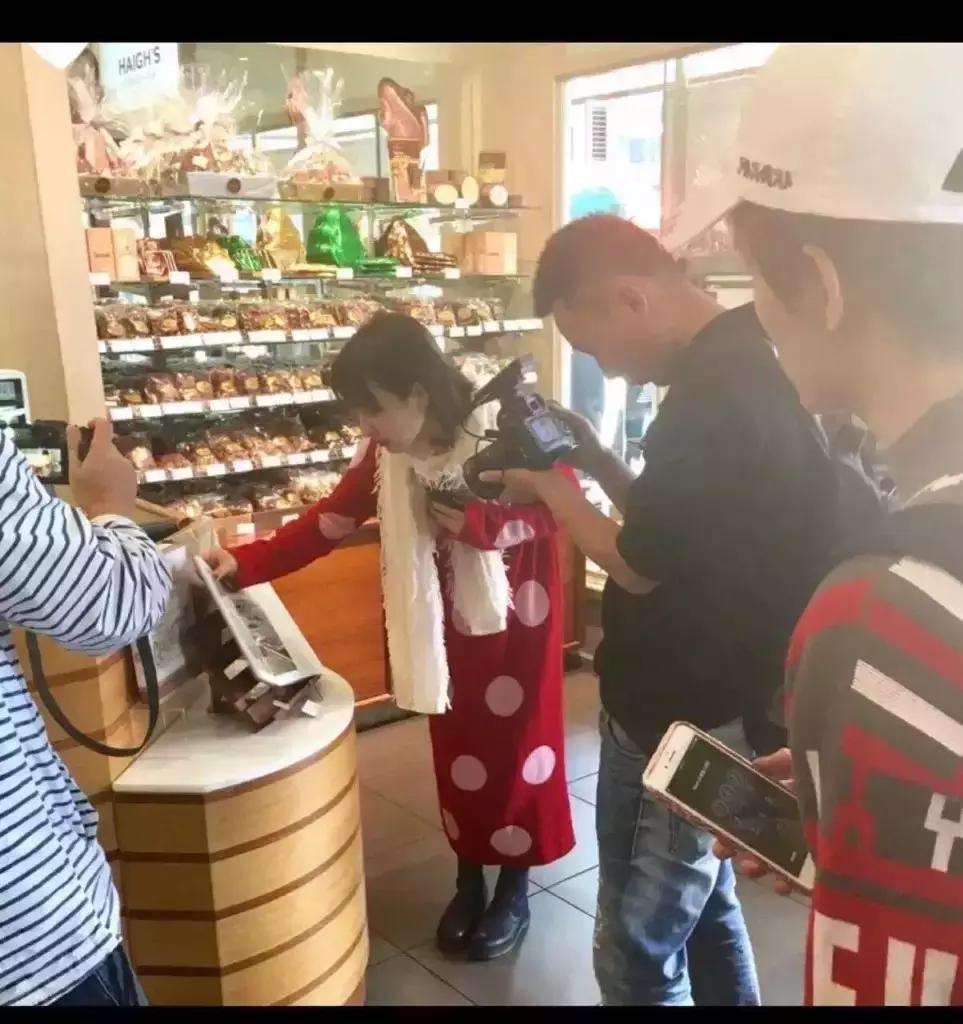 吴昕空降广州哪里,吴昕在大本营的所有互动视频