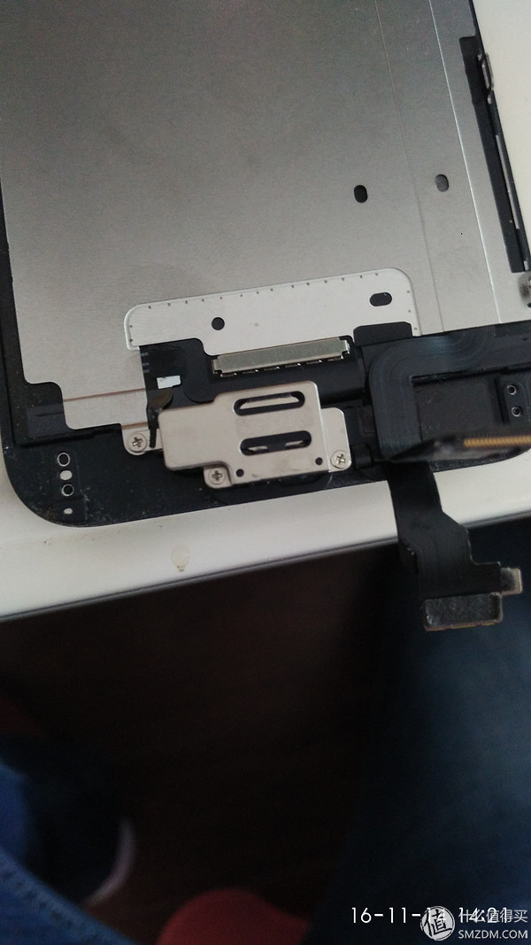 苹果6掉水里了怎么修复,苹果6s掉水里挽救措施