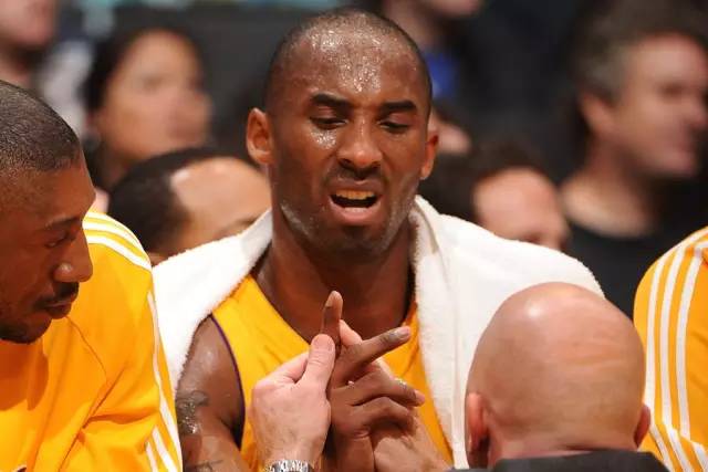 如何在打篮球中避免伤病,打篮球的人脚常见伤病