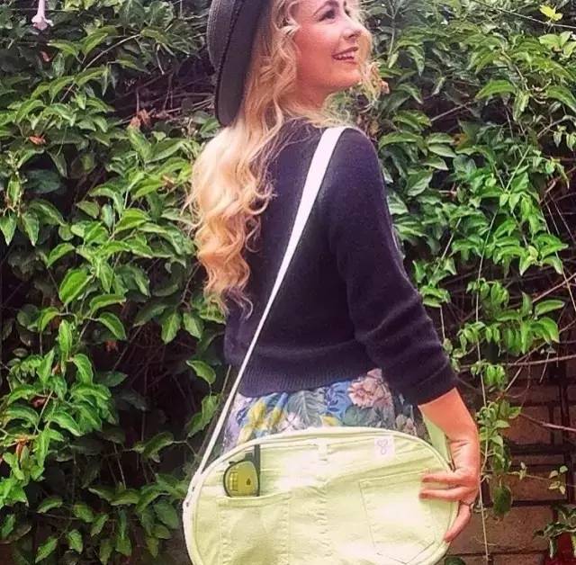 宾大女神将旧衣服“打包”送上了时尚周,居然得到名模一致追捧!