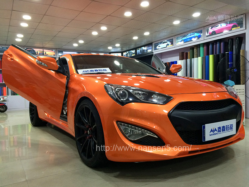 酷派劳恩斯全车改色膜,现代劳恩斯酷派黑红渐变改色