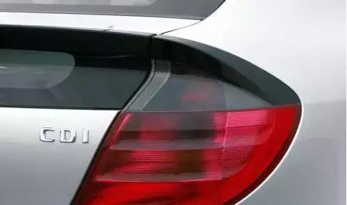 汽车尾部的字母含义大盘点,汽车尾部字母含义在哪里看