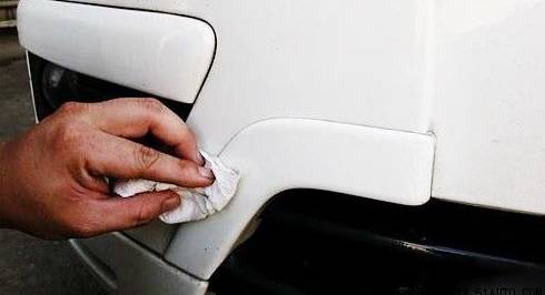 汽车被刮伤怎么办,汽车被刮伤有必要修复嘛