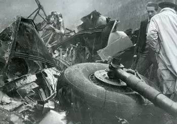 1949年的震惊全世界的事件,2002年轰动全球的空难完整版