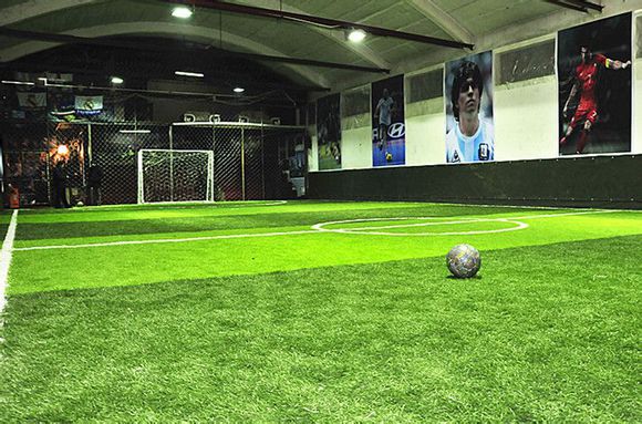 夏天下午踢球注意什么,冬天足球踢球注意事项