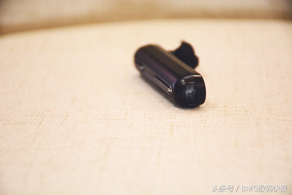 qcyq30c鏃犵嚎钃濈墮鑰虫満,qcy-q30鑰虫満