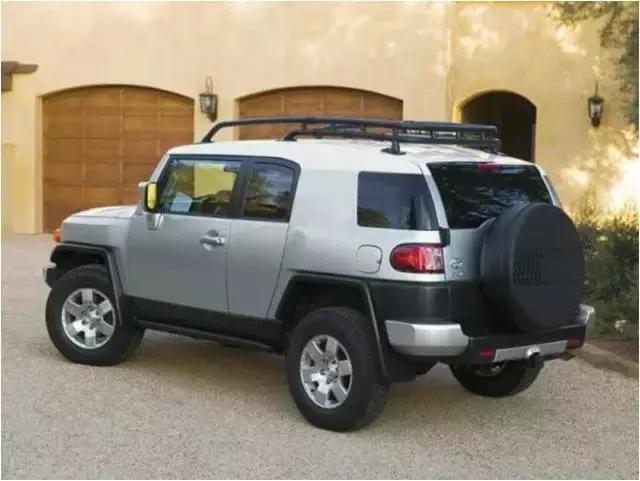 中东人去买车,中东人买汽车