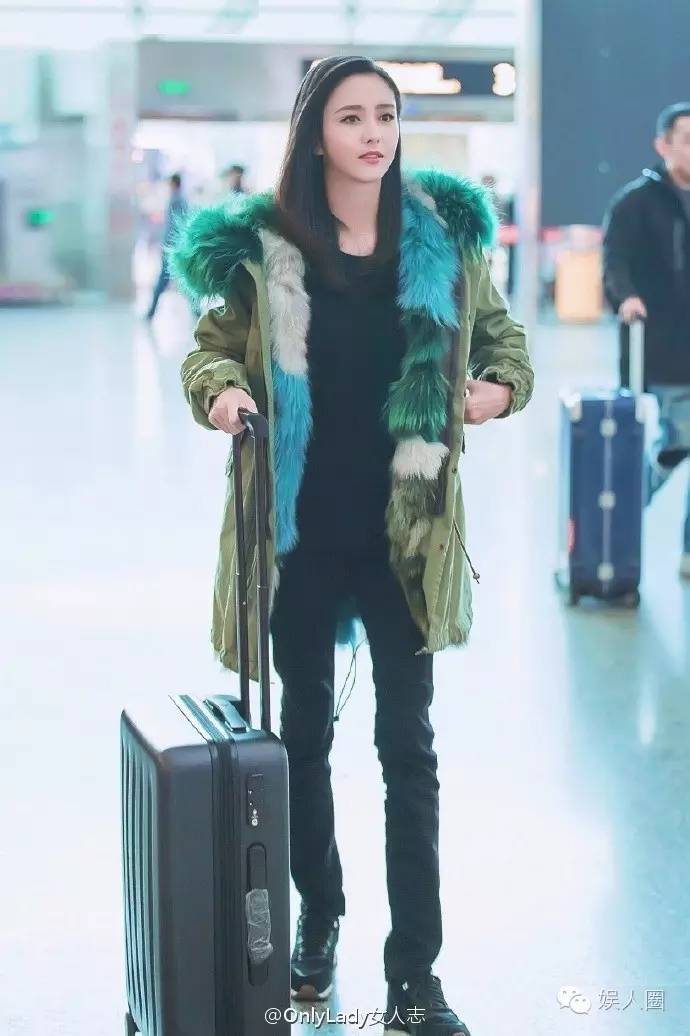 佟丽娅穿搭风格大衣,佟丽娅同款焦糖色大衣