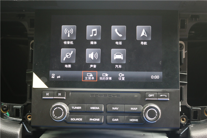 新款保时捷macan导航主机在哪里,2019保时捷macan触摸屏导航功能