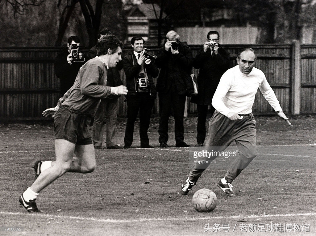 目前最厉害的几款足球鞋,你肯定不知道的国货好鞋