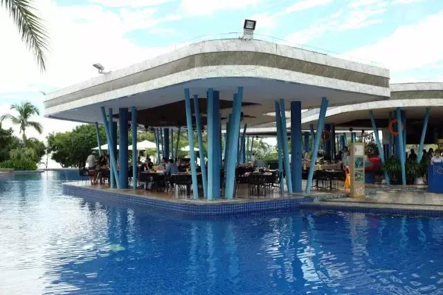 杨幂刘恺威最新一期从酒店出来,杨幂刘恺威法国巴黎定情之作