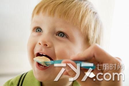 宝宝肚子不舒服总哭闹怎么回事,宝宝肚子不舒服总哭闹怎么办