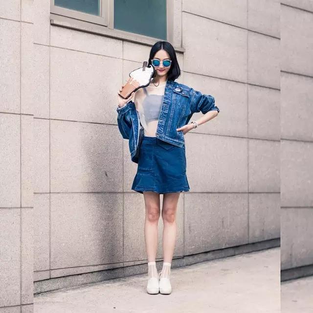 韩系休闲风简约好驾驭的早春穿搭,韩系风街拍穿搭
