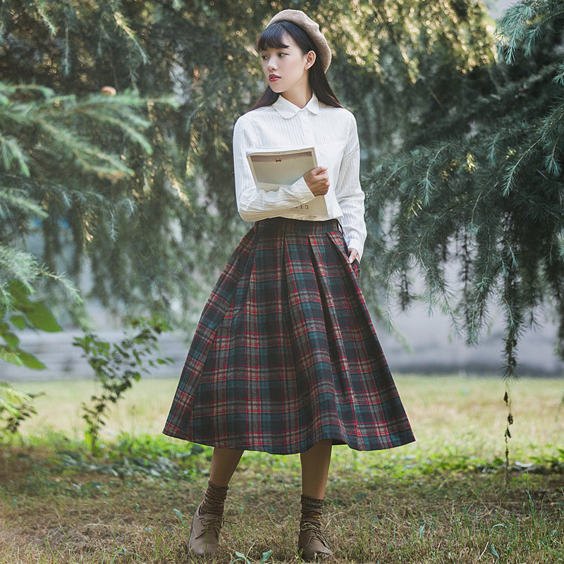 普通的裙子怎么穿惊艳,冬天怎么穿裙子好看又不冷