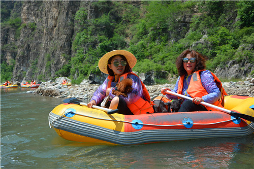 嬉水节巡游活动现场,嬉水节活动总结