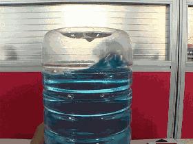 玻璃水冻住可以加热防冻玻璃水么,防冻玻璃水冻住了最快的解决办法