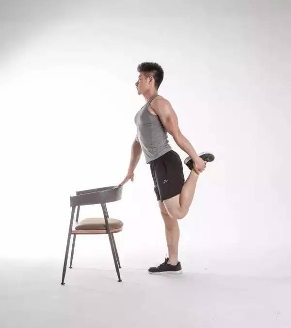 健身拉伸的正确方法和注意事项,健身拉伸的正确方式