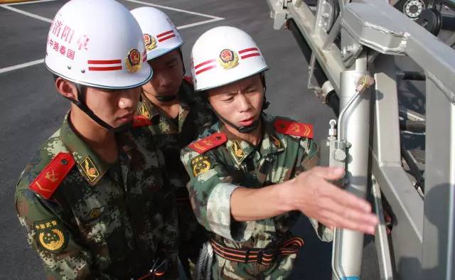 兵王风采,兵王消防员比武