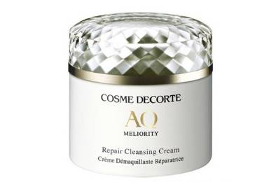 适合冬季干燥肌的护肤品,干燥肌肤适合什么面霜