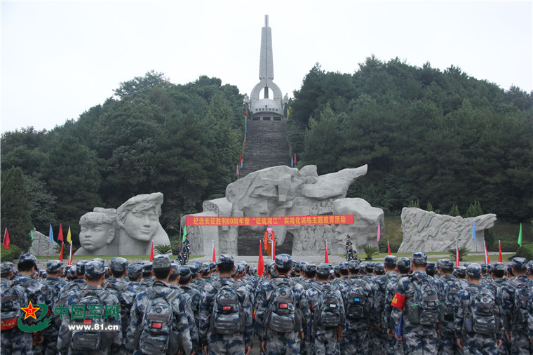 湘江战役简单讲解,湘江战役红军怎么突围
