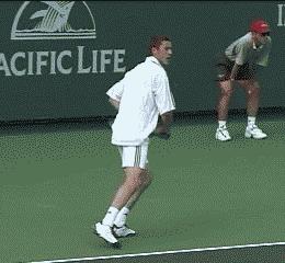 网球击球拨浪鼓原理,网球抛球手法视频教学