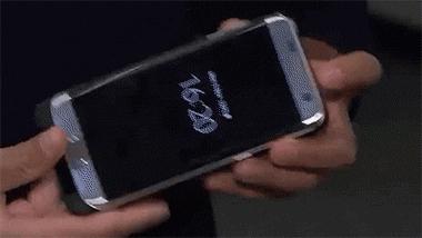 可以放手机壳的无人机,可以当无人机的手机壳