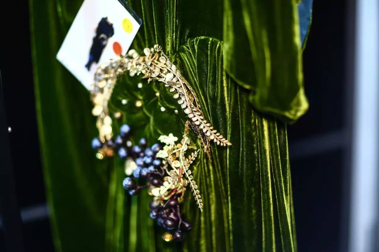 以时装周为灵感的4套秋季look合集,古驰2023秋冬秀场look