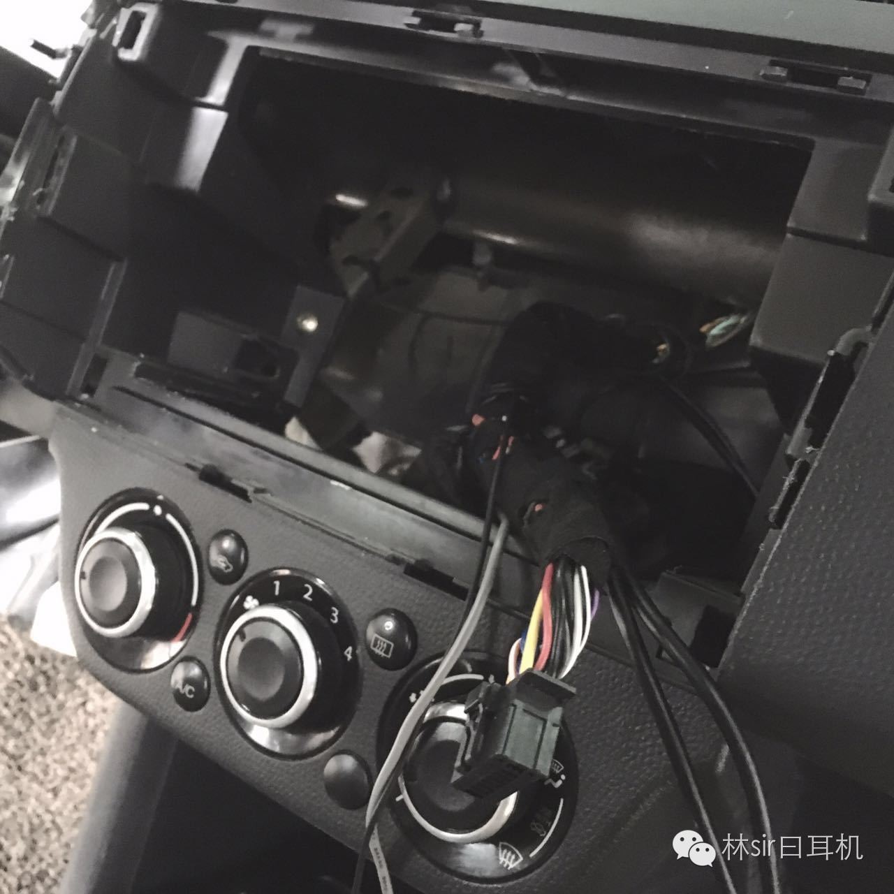 漫步者汽车音响无损换装团购,漫步者汽车音响改装贵不贵