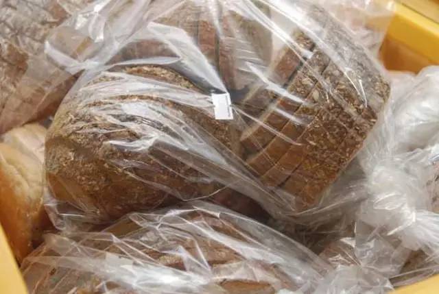 快过期的香芋面包,快过期的面包扔掉视频