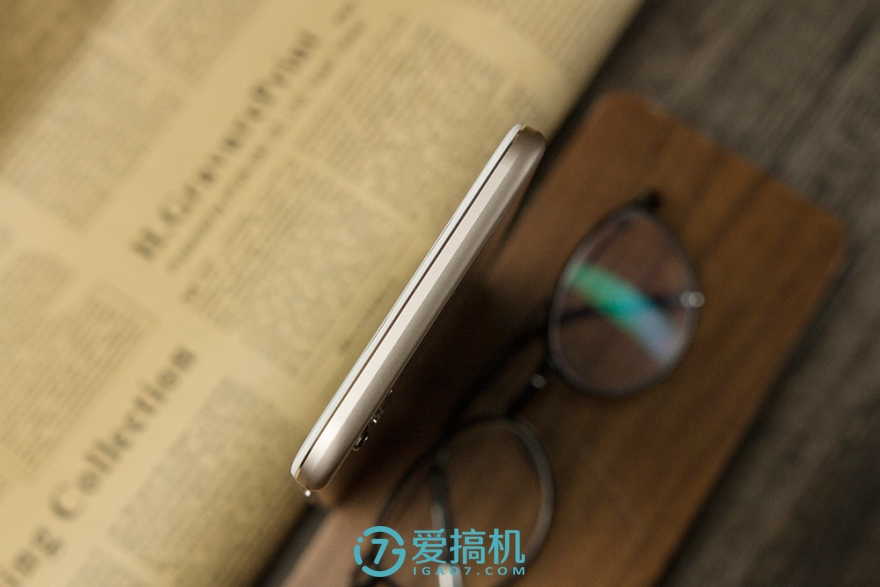 vivox9柔光双摄多少钱,vivox9plus前置柔光双摄