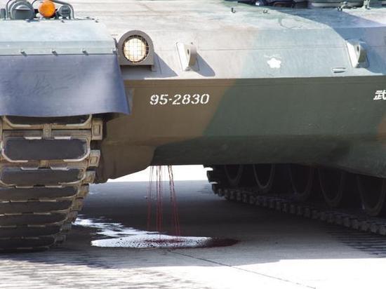 WOTB日本萌妹白助阵10式画虎不成反成狗