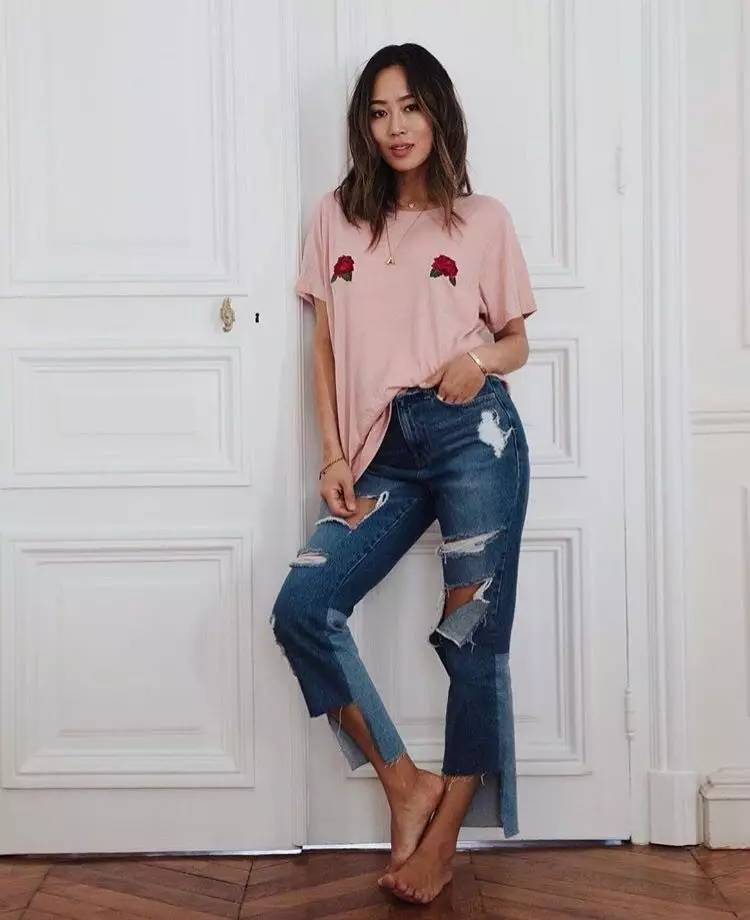 她们成为时尚博主仅仅是会穿？还因为有个会拍照的男友！