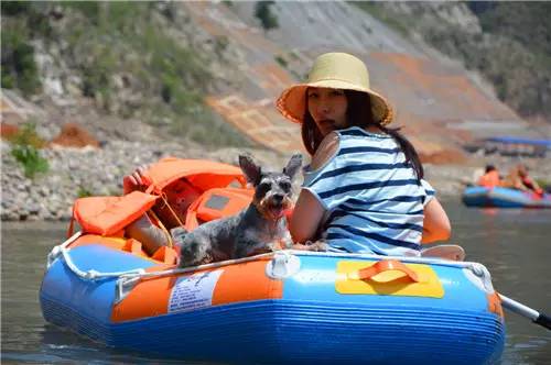 嬉水节巡游活动现场,嬉水节活动总结