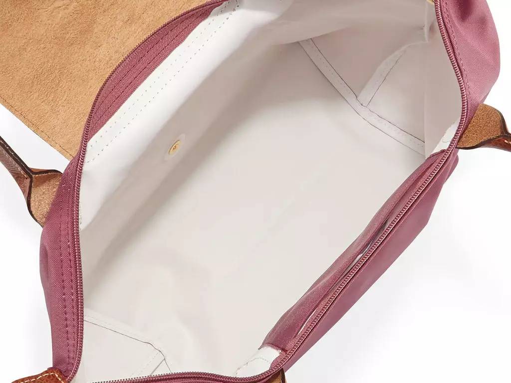 嫌电脑包吃藕？10款能放电脑又不土的通勤包大盘点｜剁手专家团