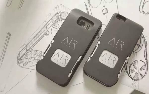 可以放手机壳的无人机,可以当无人机的手机壳