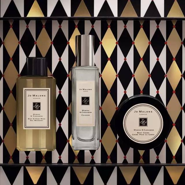 盼了一年的圣诞,dior彩妆圣诞限量版