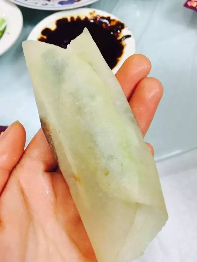 「美食探店」这家等吃鸭子的人天天都排到了胡同口，真的这么美味？