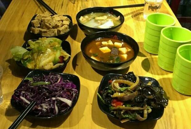 郑州特色小吃巷子,郑州十大小吃一条街