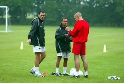 申花最新引援消息,2019申花主帅