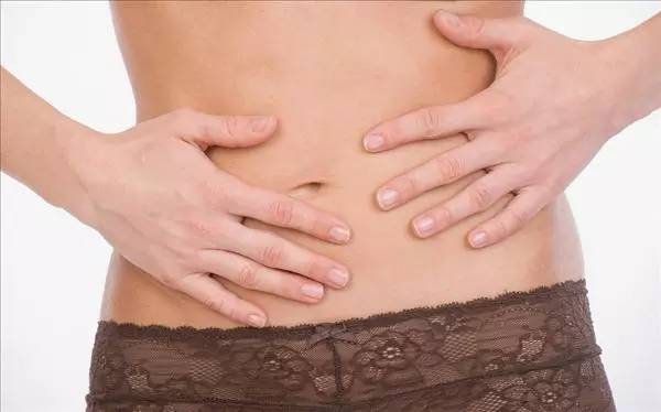 胃全切吃饭吐有什么办法,胃全切后吃饭肚子疼怎么回事