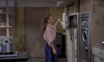 四门冰箱怎么放东西节省空间,节约地方的冰箱