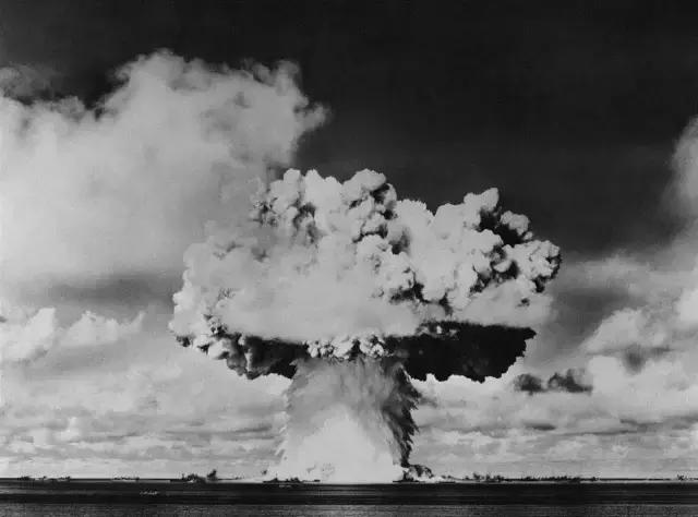 世界上诡异的艺术家,世界上最诡异的艺术家