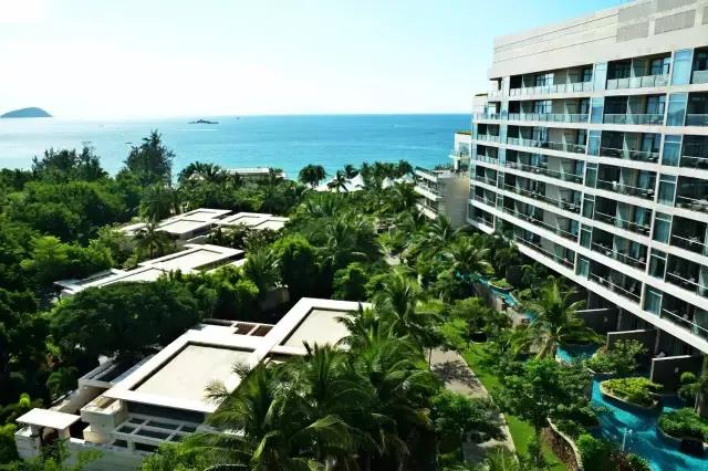 杨幂刘恺威最新一期从酒店出来,杨幂刘恺威法国巴黎定情之作