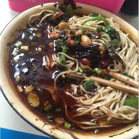 重庆小面哪一家最好吃,探店最正宗的重庆小面